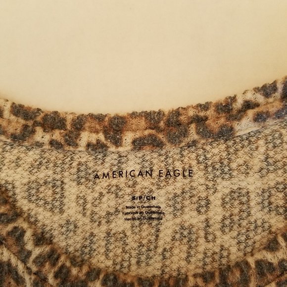 American Eagle Cheetah Top - Picture 5 of 6
